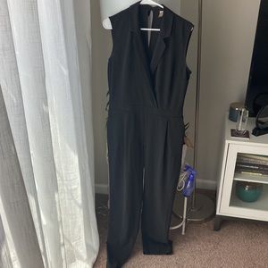 Forever 21 Black Jumpsuit Size L